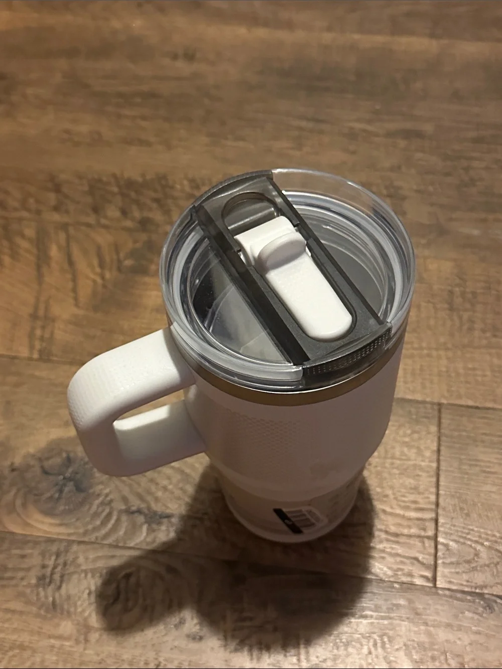 Stanley White Travel Tumbler with Handle and Clear Lid/Flip Top 20 oz